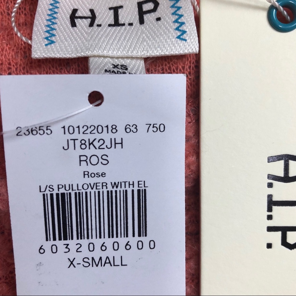 NWT H.I.P. Pink Rose Crop Sweater from Buckle - Picture 5 of 8